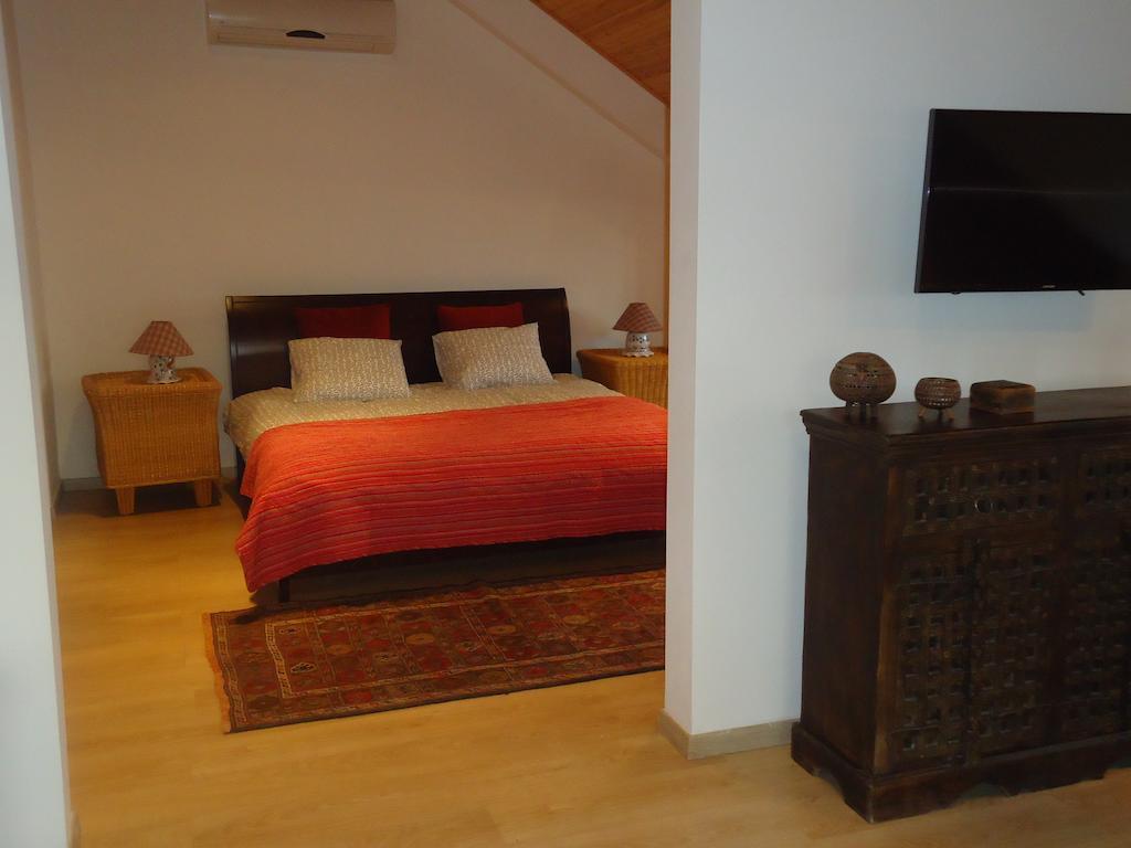 Petralona Apartment Agios Athanasios Værelse billede
