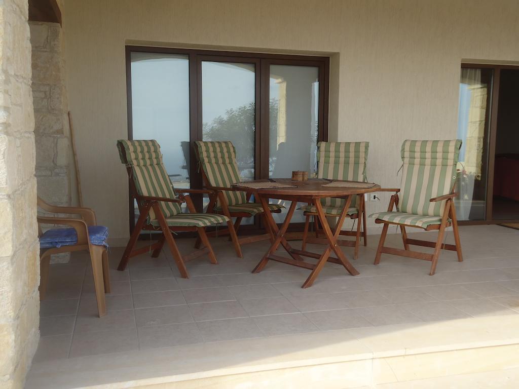 Petralona Apartment Agios Athanasios Eksteriør billede